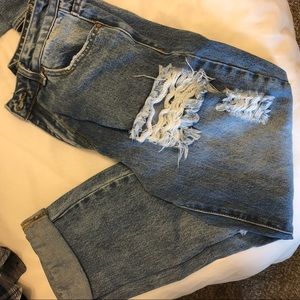 NWOT Perfectly Distressed Mom Jeans